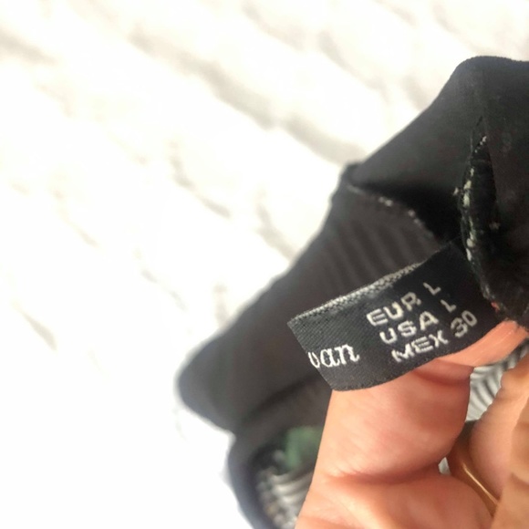 Summer dress - Picture 4 of 4